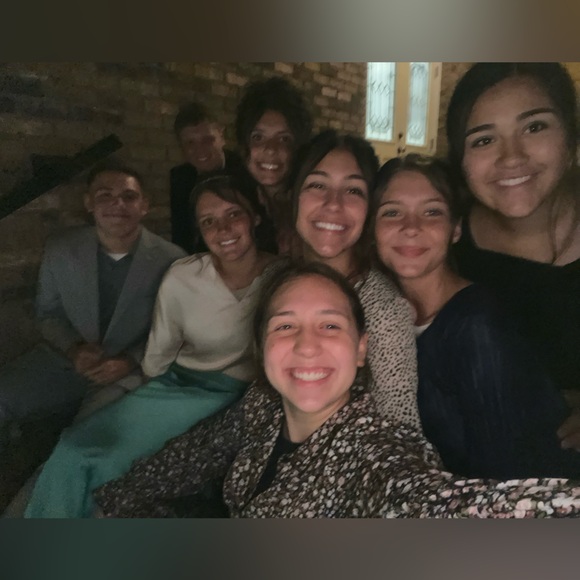 Meet your Posher, Trinity - Picture 6 of 7